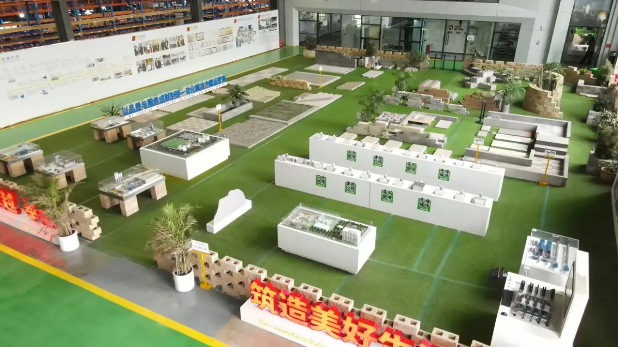 «Қос көміртегі» жасыл трансформацияға жетекшілік етеді | Quangong Machinery Co., Ltd. ZN900-2 тиімді кірпіш жасау үшін қатты қалдықтардың ресурстарын пайдалану мүмкіндігін береді